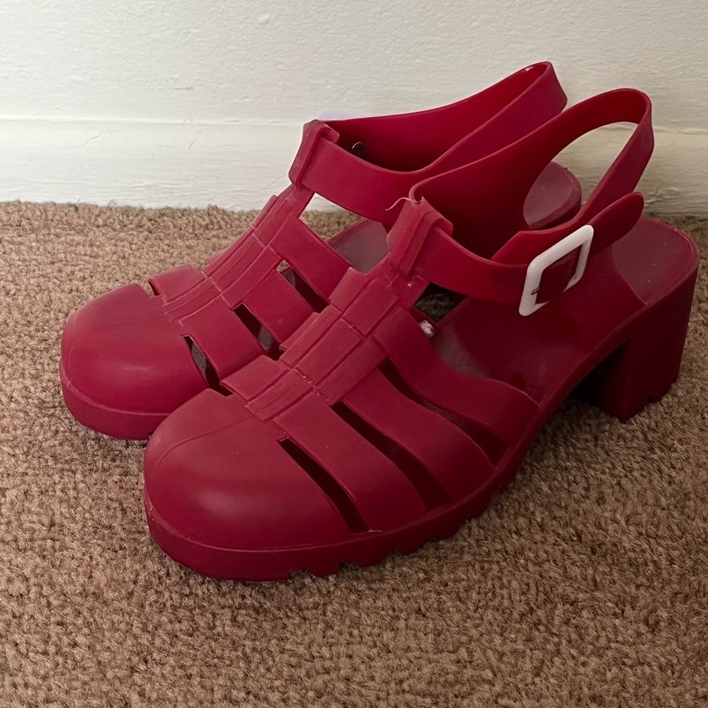 RED JELLY HEELED SANDALS